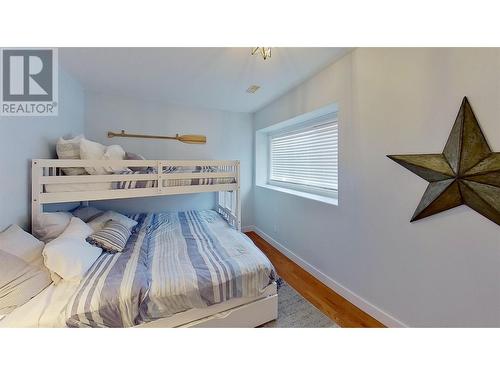1417 85Th Street, Osoyoos, BC - Indoor Photo Showing Bedroom