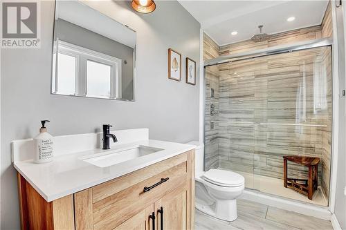 379 Pleasant Valley Road, Beachburg, ON - Indoor Photo Showing Bathroom