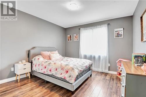 379 Pleasant Valley Road, Beachburg, ON - Indoor Photo Showing Bedroom