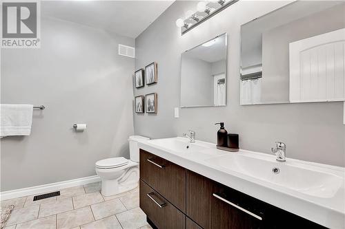 379 Pleasant Valley Road, Beachburg, ON - Indoor Photo Showing Bathroom