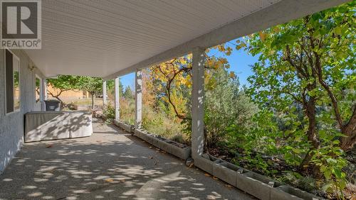 3084 Lakeview Cove Road, West Kelowna, BC - Outdoor