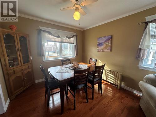 39 Crescent Heights, Grand Falls-Windsor, NL - Indoor Photo Showing Dining Room