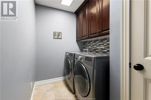 64 Guylaine, Dieppe, NB - Indoor Photo Showing Laundry Room