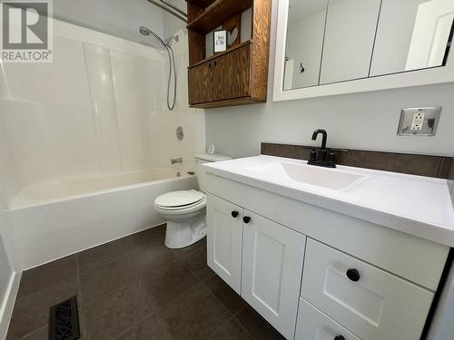 9604 82 Street, Fort St. John, BC - Indoor Photo Showing Bathroom