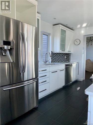 262 St James Street, Saint John, NB - Indoor Photo Showing Kitchen With Upgraded Kitchen