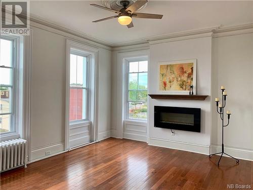 262 St James Street, Saint John, NB - Indoor Photo Showing Living Room With Fireplace