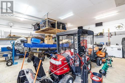 1229 Airport Rd, Sault Ste. Marie, ON - Indoor Photo Showing Garage