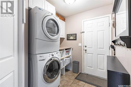 415 Kucey Crescent, Saskatoon, SK - Indoor Photo Showing Laundry Room