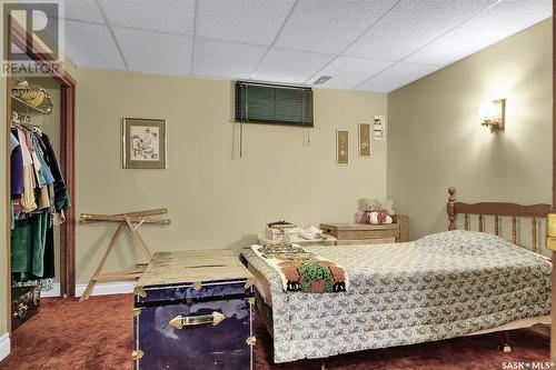 1 Dalgliesh Drive, Regina, SK - Indoor Photo Showing Bedroom