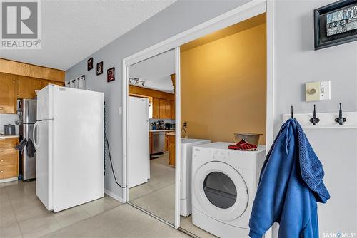417 Preston Avenue S, Saskatoon, SK - Indoor Photo Showing Laundry Room