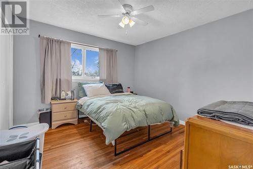 2125 Broadway Avenue, Saskatoon, SK - Indoor Photo Showing Bedroom
