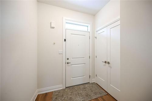 14 Bayberry Lane, Hamilton, ON - Indoor Photo Showing Other Room