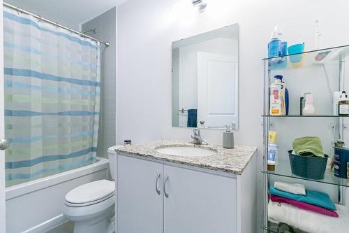 4040 Upper Middle Road|Unit #209, Burlington, ON - Indoor Photo Showing Bathroom