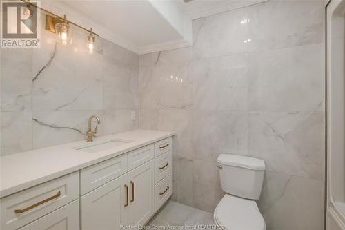 4098 St. Francis Crescent, Lasalle, ON - Indoor Photo Showing Bathroom