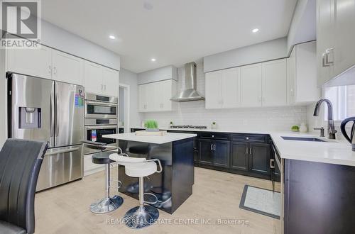 12 Harrington Rd, Guelph, ON - Indoor Photo Showing Kitchen With Upgraded Kitchen