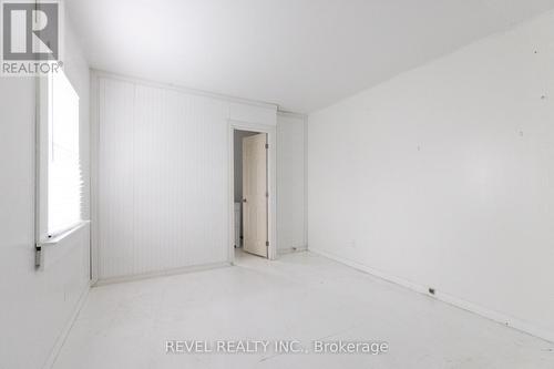3042 Bethune Avenue, Fort Erie, ON - Indoor Photo Showing Other Room