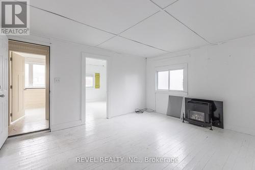 3042 Bethune Avenue, Fort Erie, ON - Indoor Photo Showing Other Room