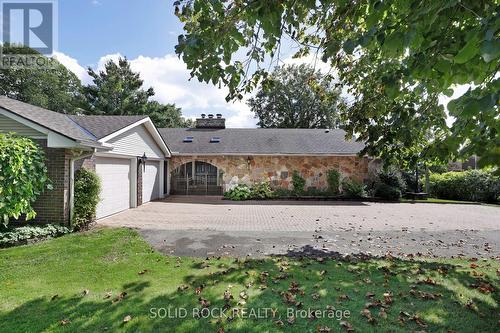 1351 County 2 Road E, Augusta, ON - Outdoor