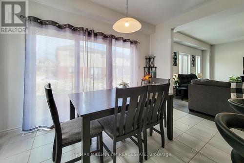 44 Whitton Dr, Brant, ON - Indoor Photo Showing Dining Room