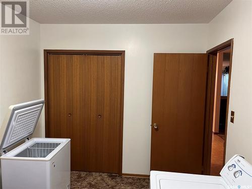 407 3Rd Street E, Wynyard, SK - Indoor Photo Showing Laundry Room