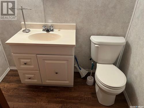 407 3Rd Street E, Wynyard, SK - Indoor Photo Showing Bathroom