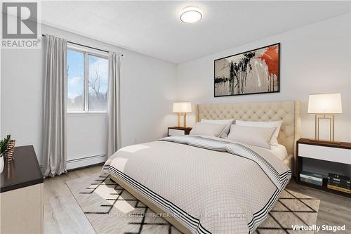 #304 -440 Central Ave, London, ON - Indoor Photo Showing Bedroom
