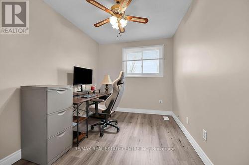 #2 -1338 Upper Gage Ave, Hamilton, ON - Indoor Photo Showing Office