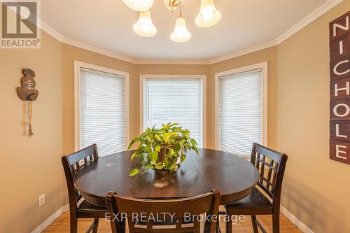 49 Duke Street, Kawartha Lakes, ON - Indoor Photo Showing Dining Room