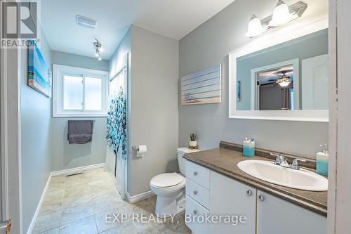 49 Duke Street, Kawartha Lakes, ON - Indoor Photo Showing Bathroom