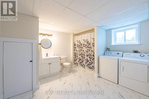 49 Duke St, Kawartha Lakes, ON - Indoor Photo Showing Laundry Room