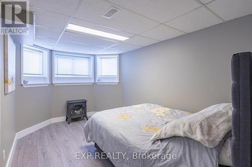 49 Duke Street, Kawartha Lakes, ON - Indoor Photo Showing Bedroom