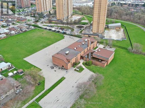 25 Rabton Crt, Toronto, ON - Outdoor With View