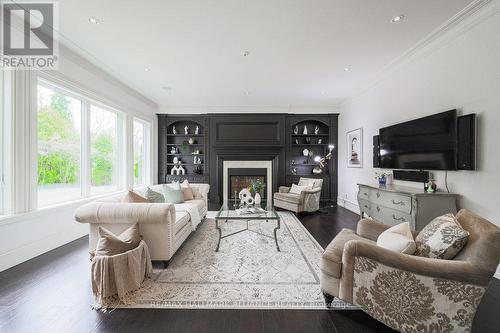 1252 Donlea Cres, Oakville, ON - Indoor Photo Showing Living Room With Fireplace