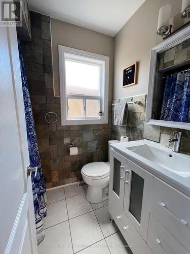 68 Exbury Rd, Toronto, ON - Indoor Photo Showing Bathroom