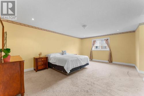 807 Ormond Dr, Oshawa, ON - Indoor Photo Showing Bedroom