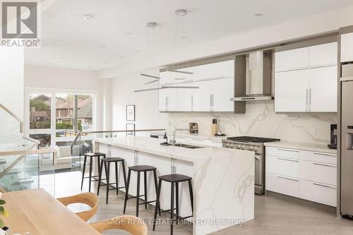 65 Derwyn Rd, Toronto, ON - Indoor Photo Showing Kitchen With Upgraded Kitchen