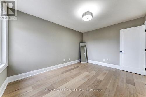 49 Starry Cres, Toronto, ON - Indoor Photo Showing Other Room
