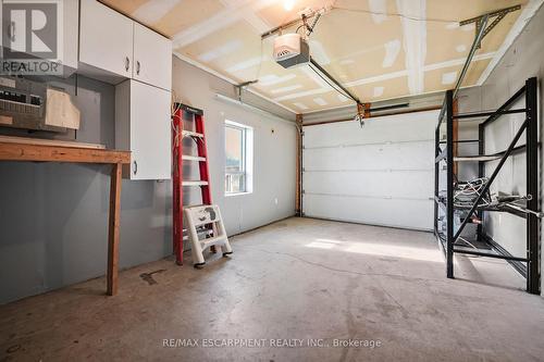 6354 Townline Rd, West Lincoln, ON - Indoor Photo Showing Garage