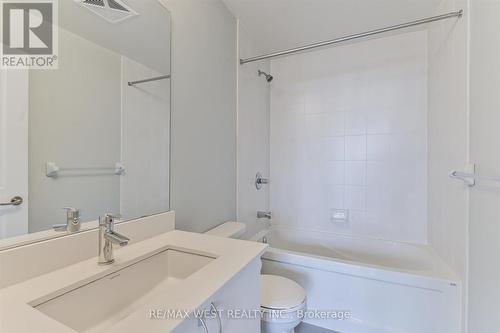 206 - 4700 Highway 7 Avenue, Vaughan, ON - Indoor Photo Showing Bathroom