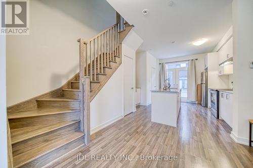 #118, -370D Red Maple Rd, Richmond Hill, ON - Indoor