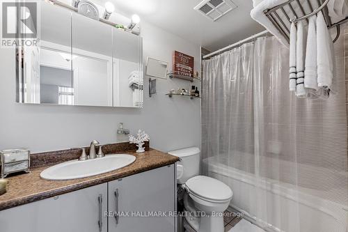 Ph02 - 23 Oneida Crescent, Richmond Hill, ON - Indoor Photo Showing Bathroom