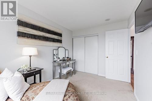 Ph02 - 23 Oneida Crescent, Richmond Hill, ON - Indoor Photo Showing Bedroom