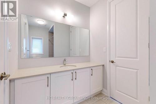 10 Periwinkle Rd, Springwater, ON - Indoor Photo Showing Bathroom