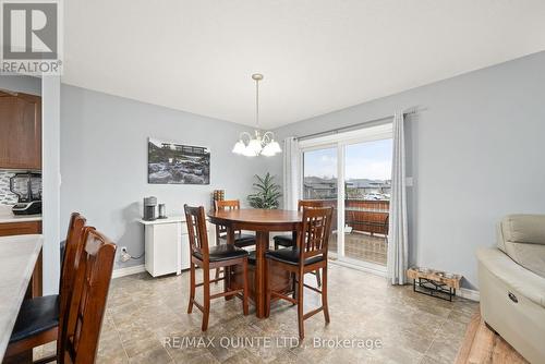 1 Ridgeview Lane, Quinte West, ON - Indoor Photo Showing Dining Room