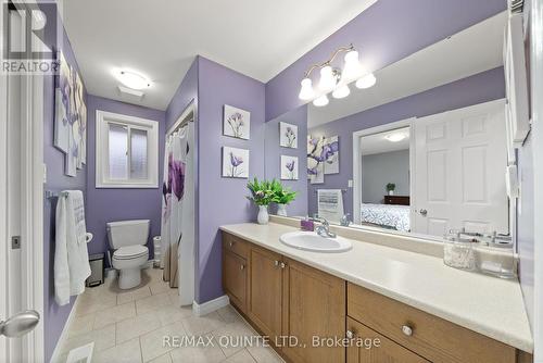1 Ridgeview Lane, Quinte West, ON - Indoor Photo Showing Bathroom