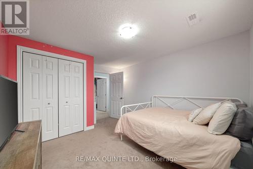 1 Ridgeview Lane, Quinte West, ON - Indoor Photo Showing Bedroom