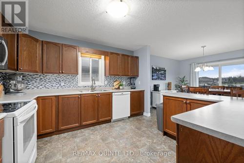1 Ridgeview Lane, Quinte West, ON - Indoor Photo Showing Kitchen With Double Sink
