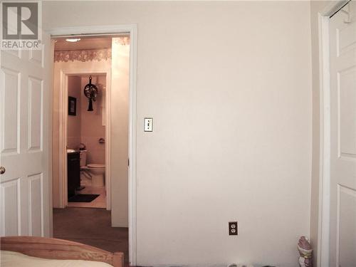 3090 County Road Unit#29, Tincap, ON - Indoor Photo Showing Bedroom
