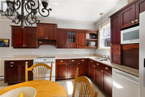 158 Bonaccord, Moncton, NB - Indoor Photo Showing Kitchen With Double Sink