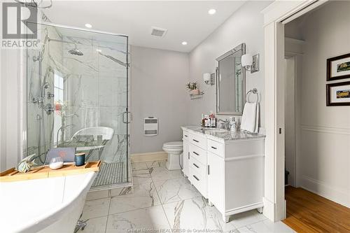 158 Bonaccord, Moncton, NB - Indoor Photo Showing Bathroom